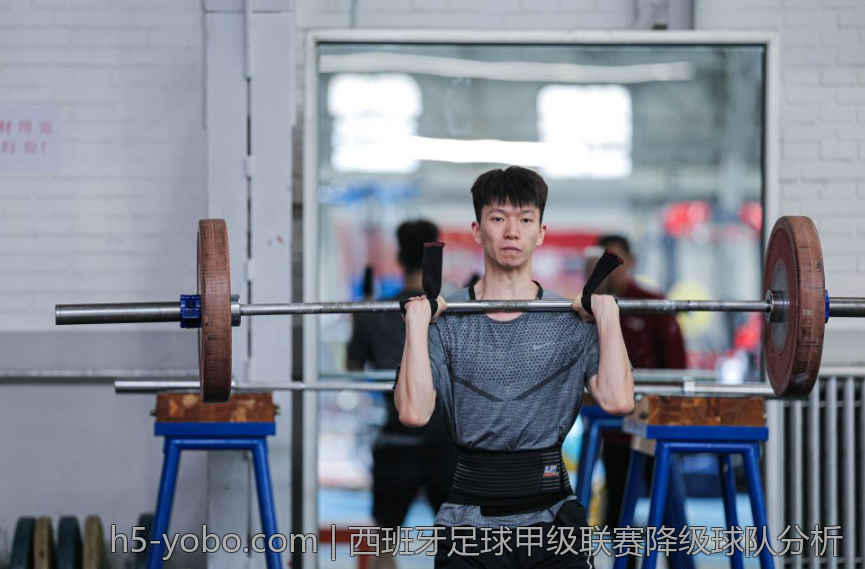 西班牙足球甲级联赛降级球队分析