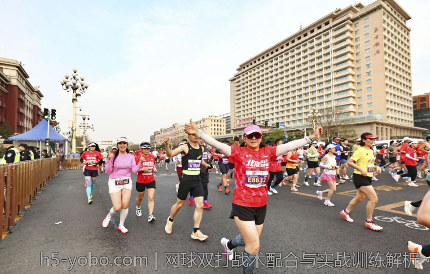 网球双打战术配合与实战训练解析